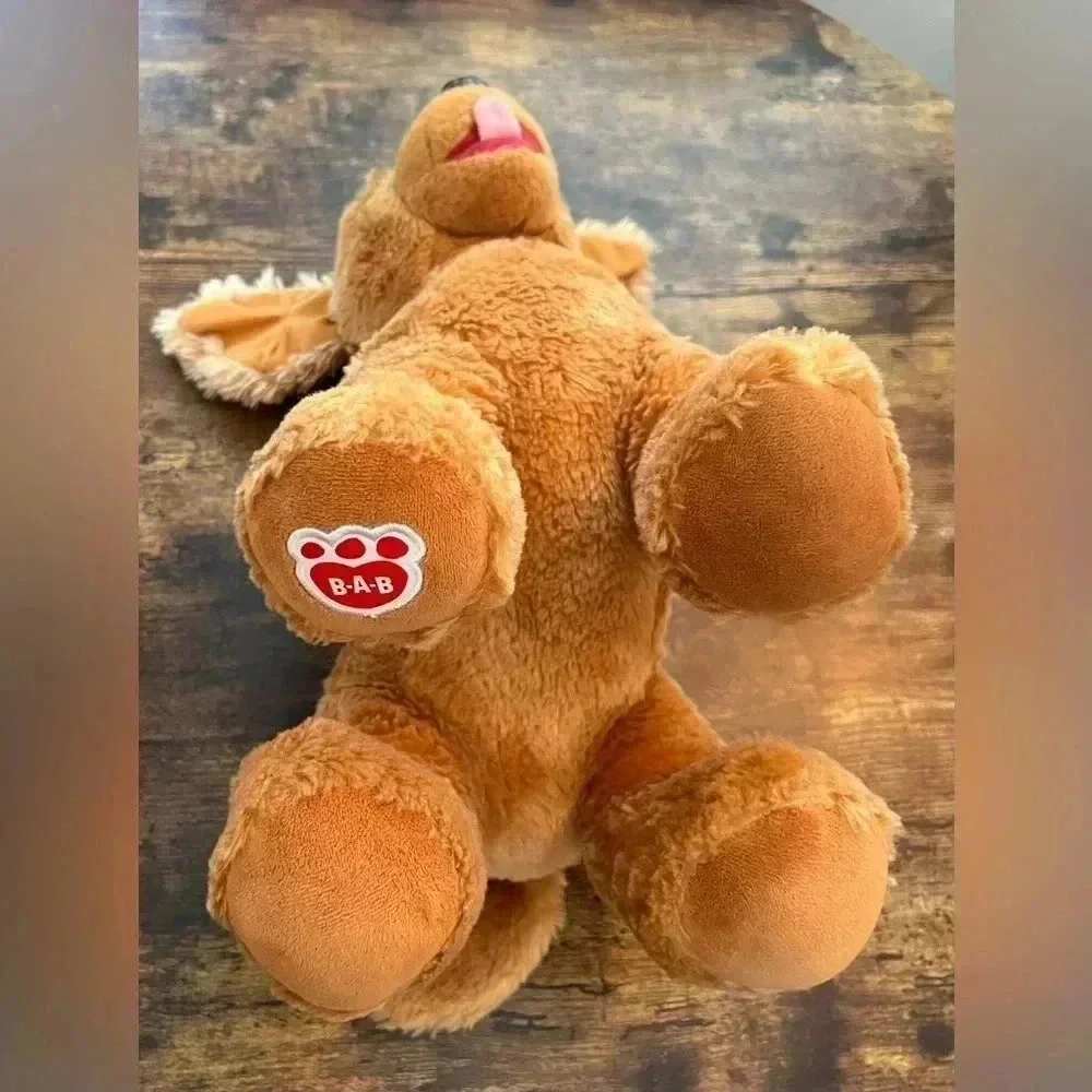 Build-a-Bear | 2017- Golden Retriever plush